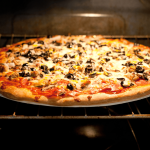 What is the Difference Between Commercial and Residential Pizza Ovens?